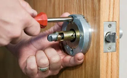  Tampa Super Locksmith Tampa, FL 813-262-0400