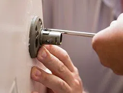  Tampa Super Locksmith Tampa, FL 813-262-0400